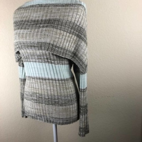 Soft Surroundings Light Weight Sweater - Picture 6 of 11